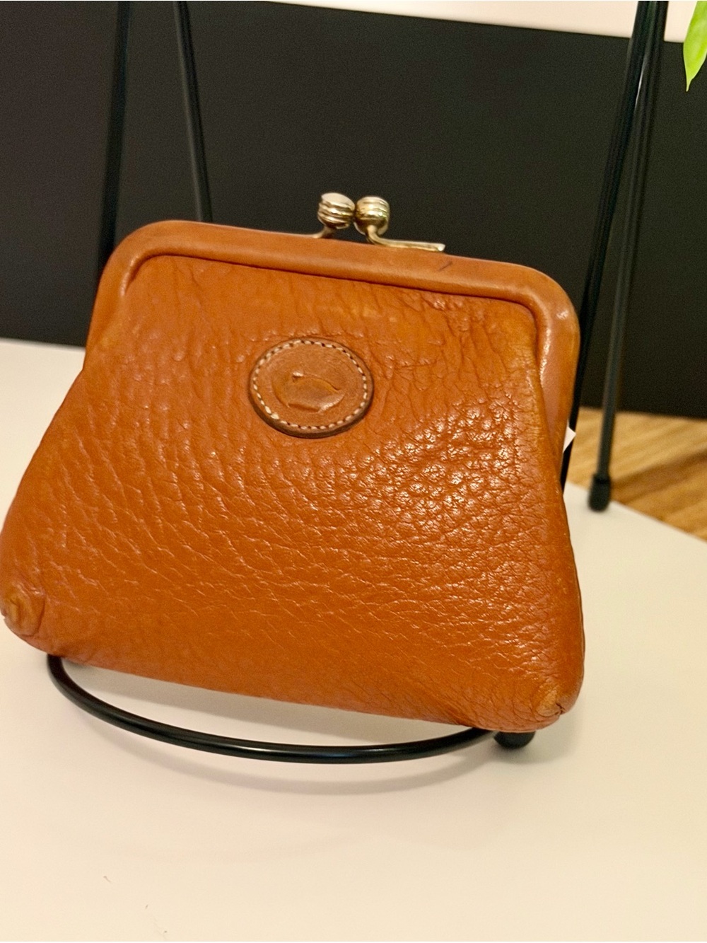 Dooney & Bourke Pebbled Leather Kiss-Lock Coin Purse - British Tan - Picture 2 of 7